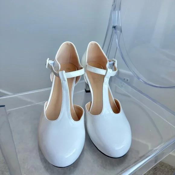 White Patent Leather T-Strap Mary Jane’s - Picture 3 of 8